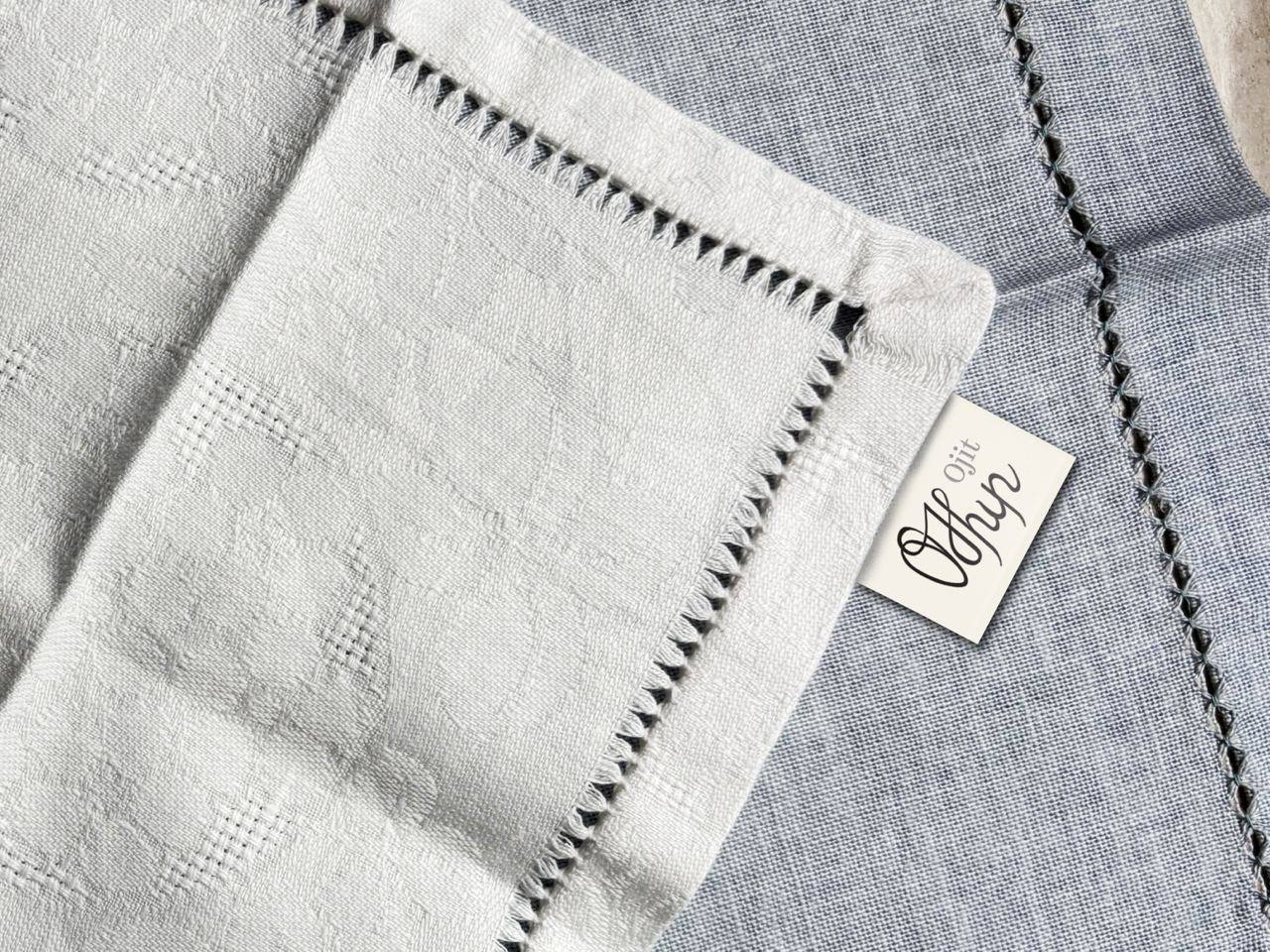 Table Runner